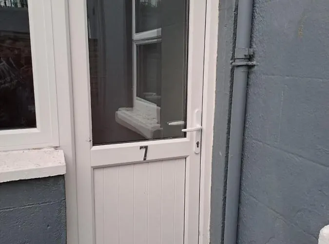 Spacious Studio-dublin 3