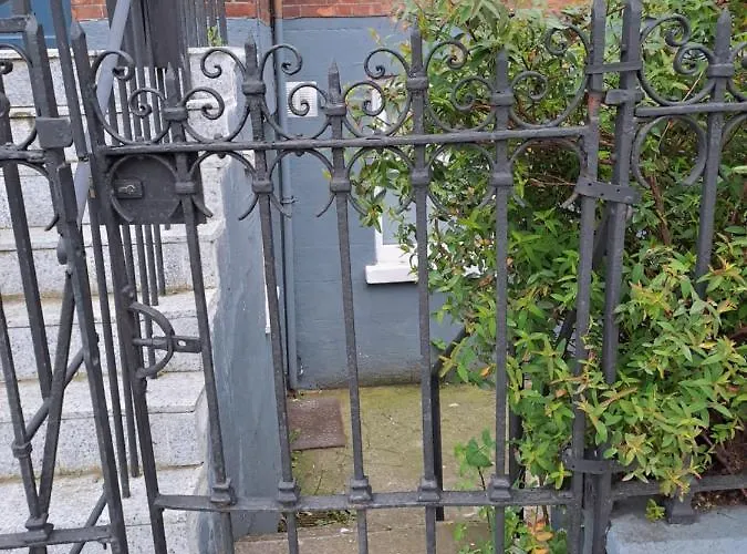 Spacious Studio-dublin 3