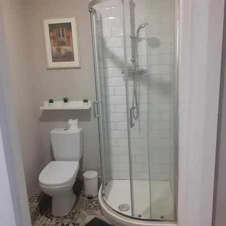 Spacious Studio-dublin 3 Apartment *